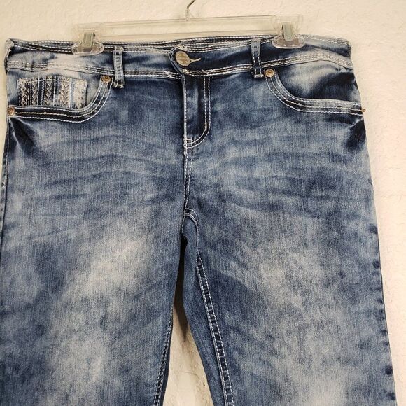 Ariya Light Bleach Out Jeans 13/14 - Picture 3 of 16